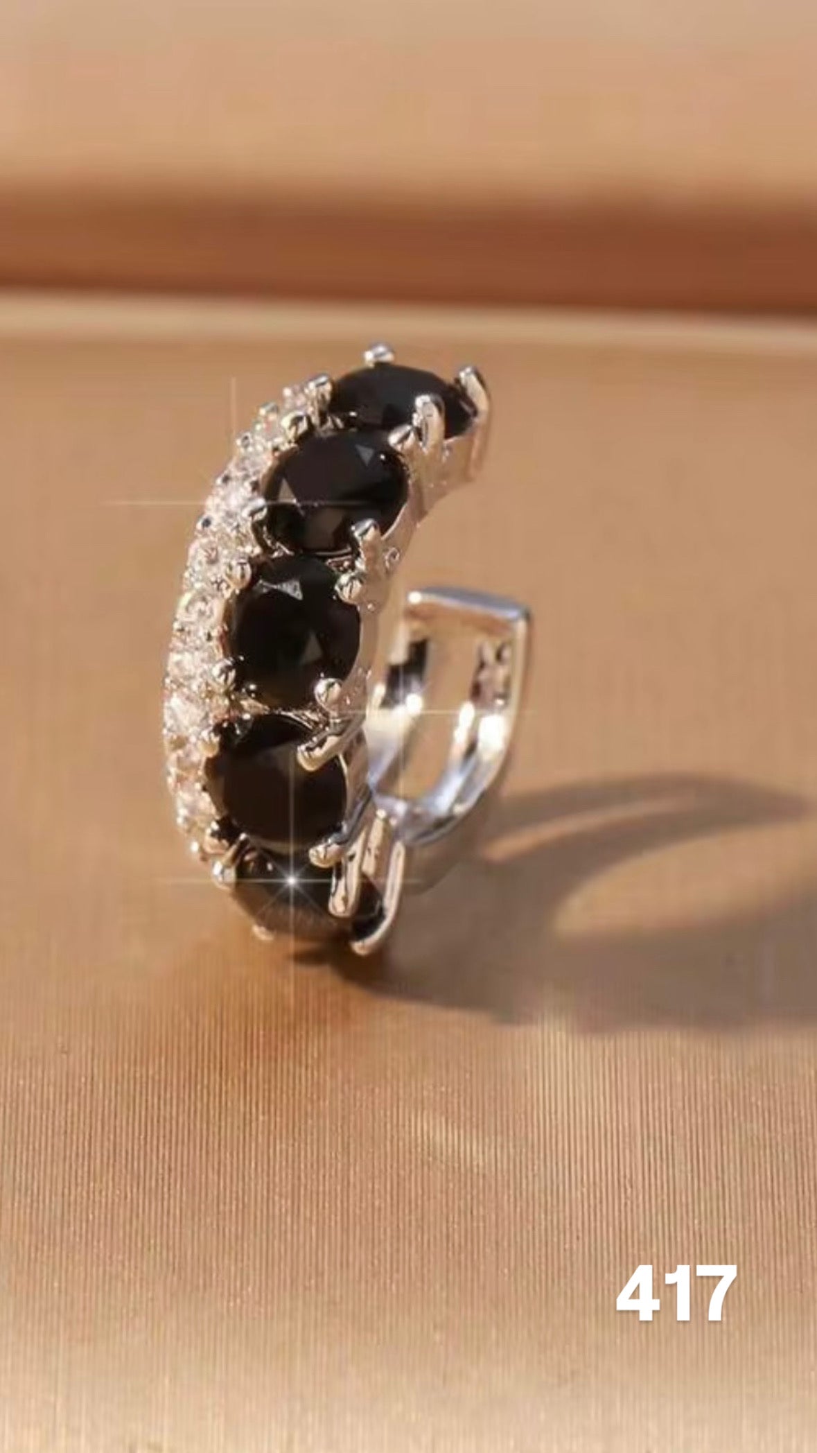 Earcuff negro