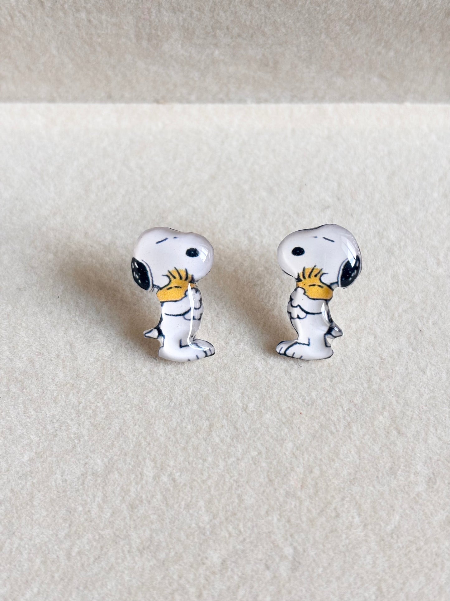 Aretes de Snoopy pajarito