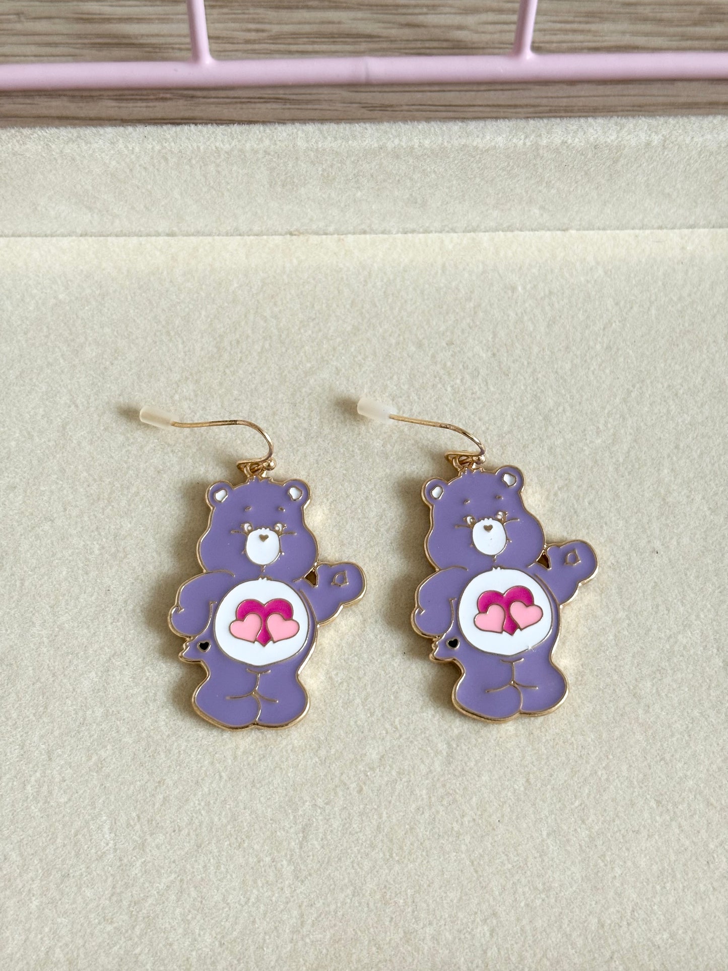 Aretes osito cariñoso violeta
