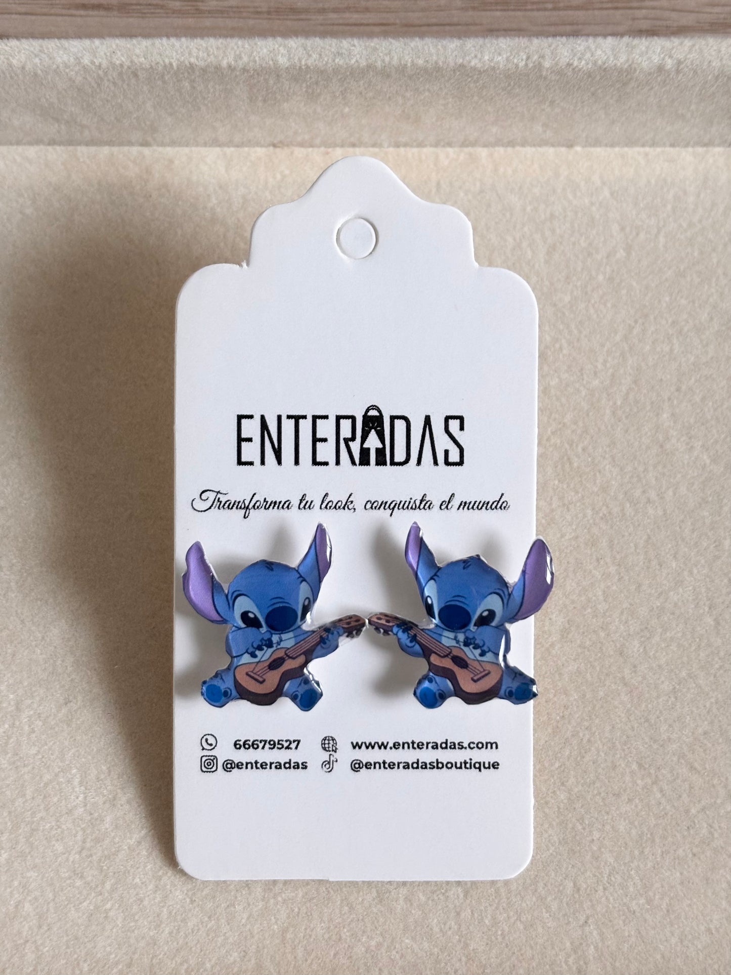 Aretes Stitch Ukelele