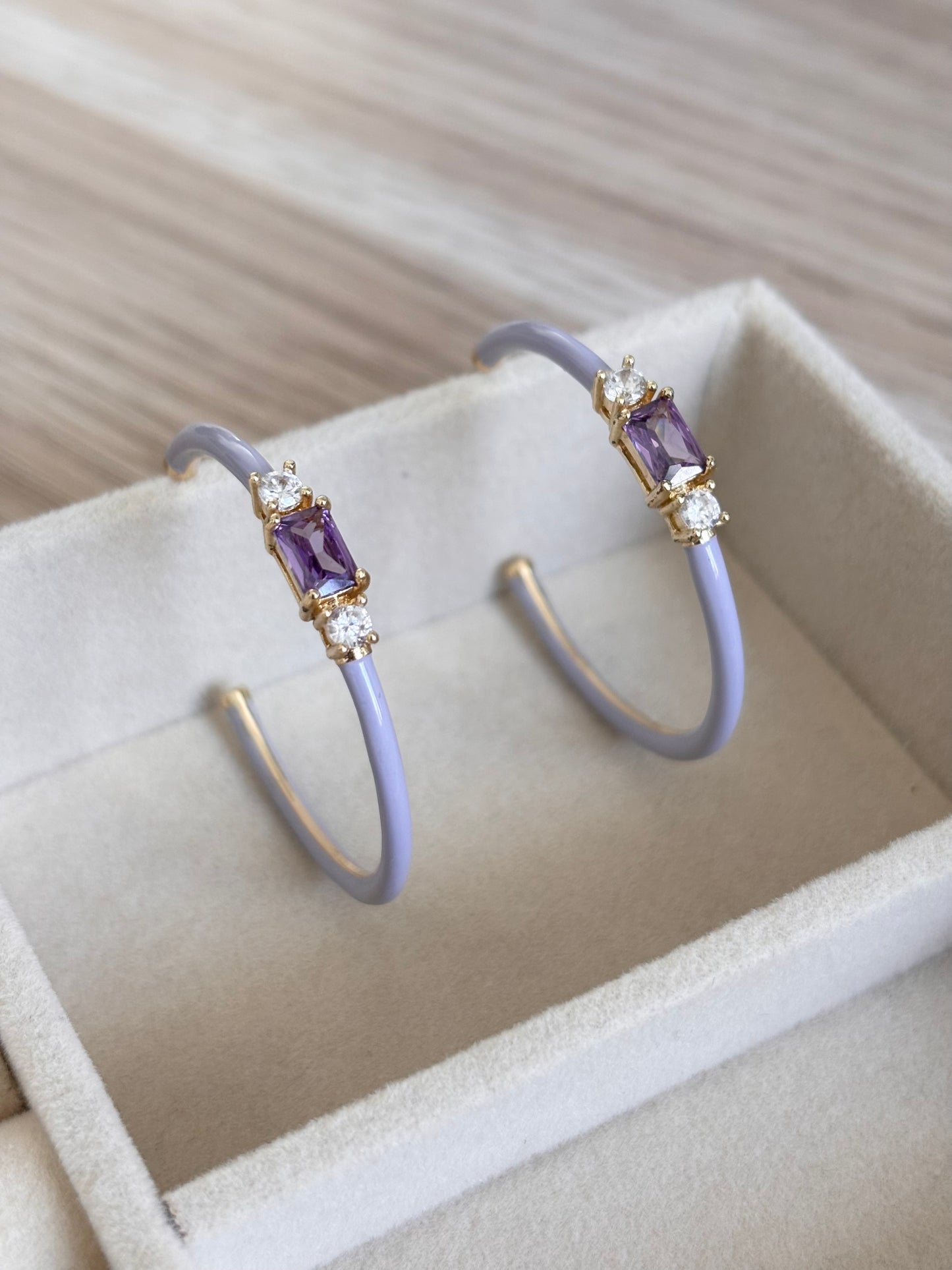 Argollas violeta