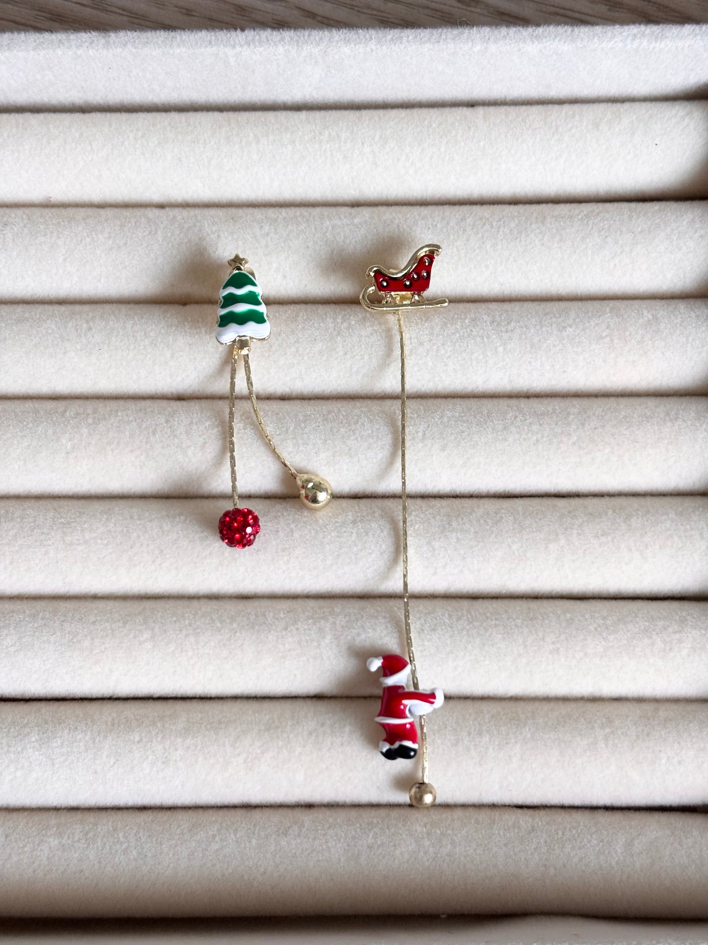 Aretes navidad movimiento