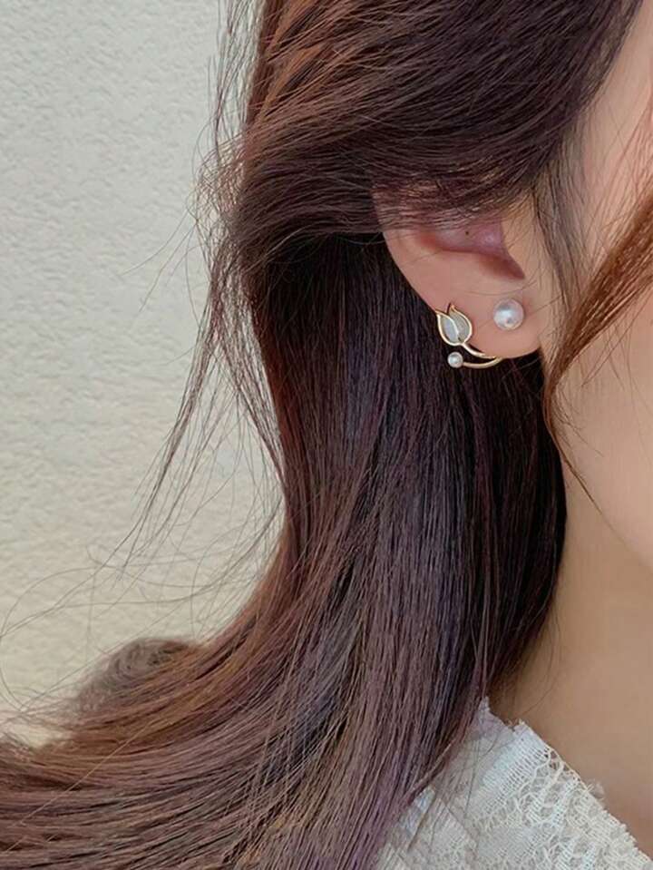 Aretes tulipan blanco