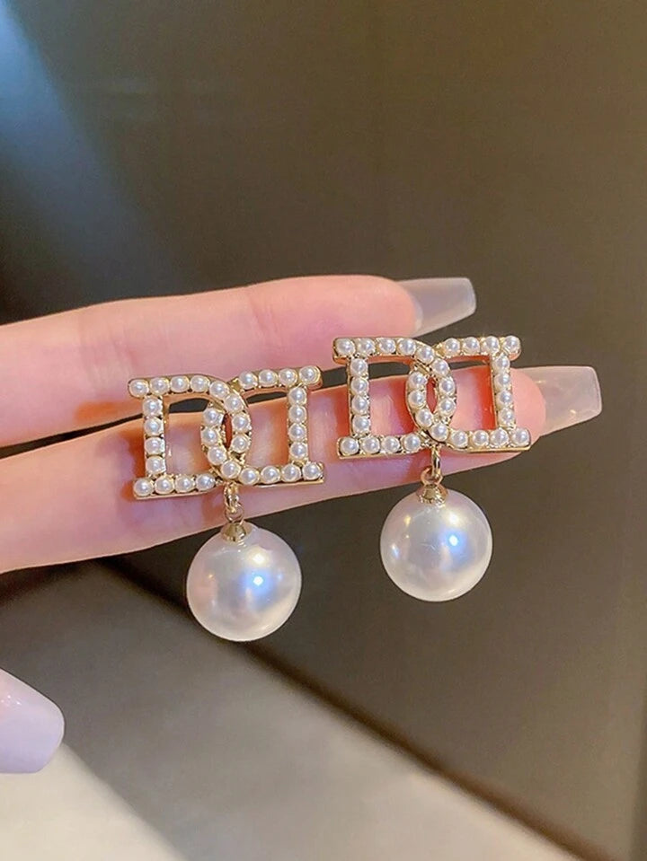 Aretes Dominique