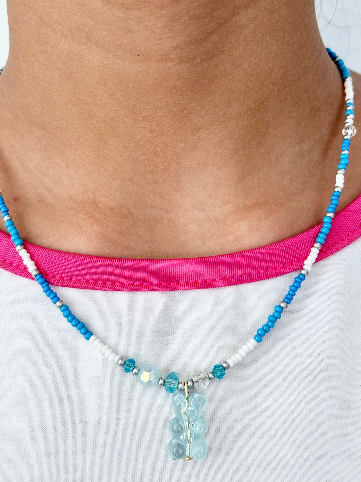 Collar con osito celeste