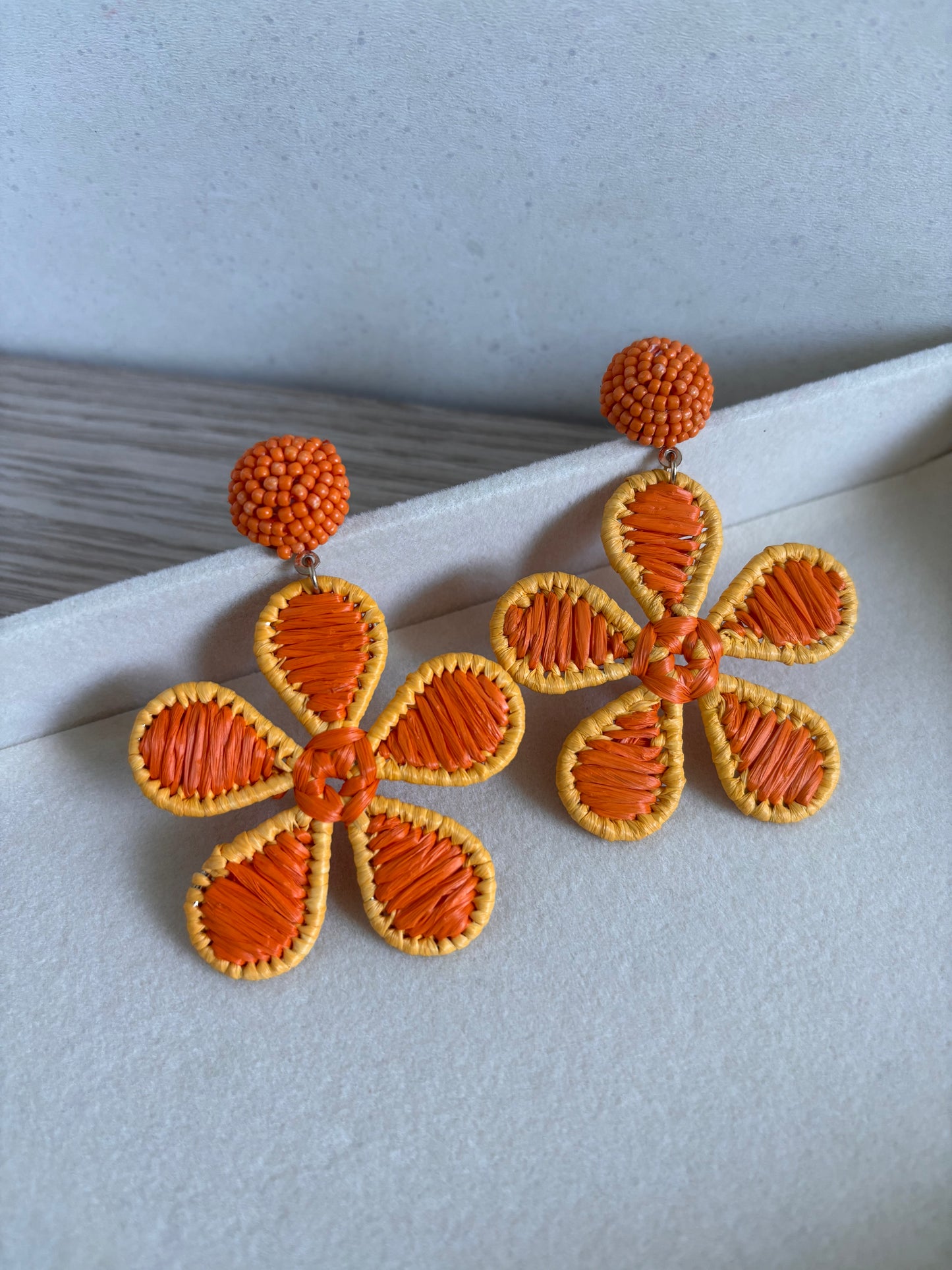Aretes XL flor de raffia