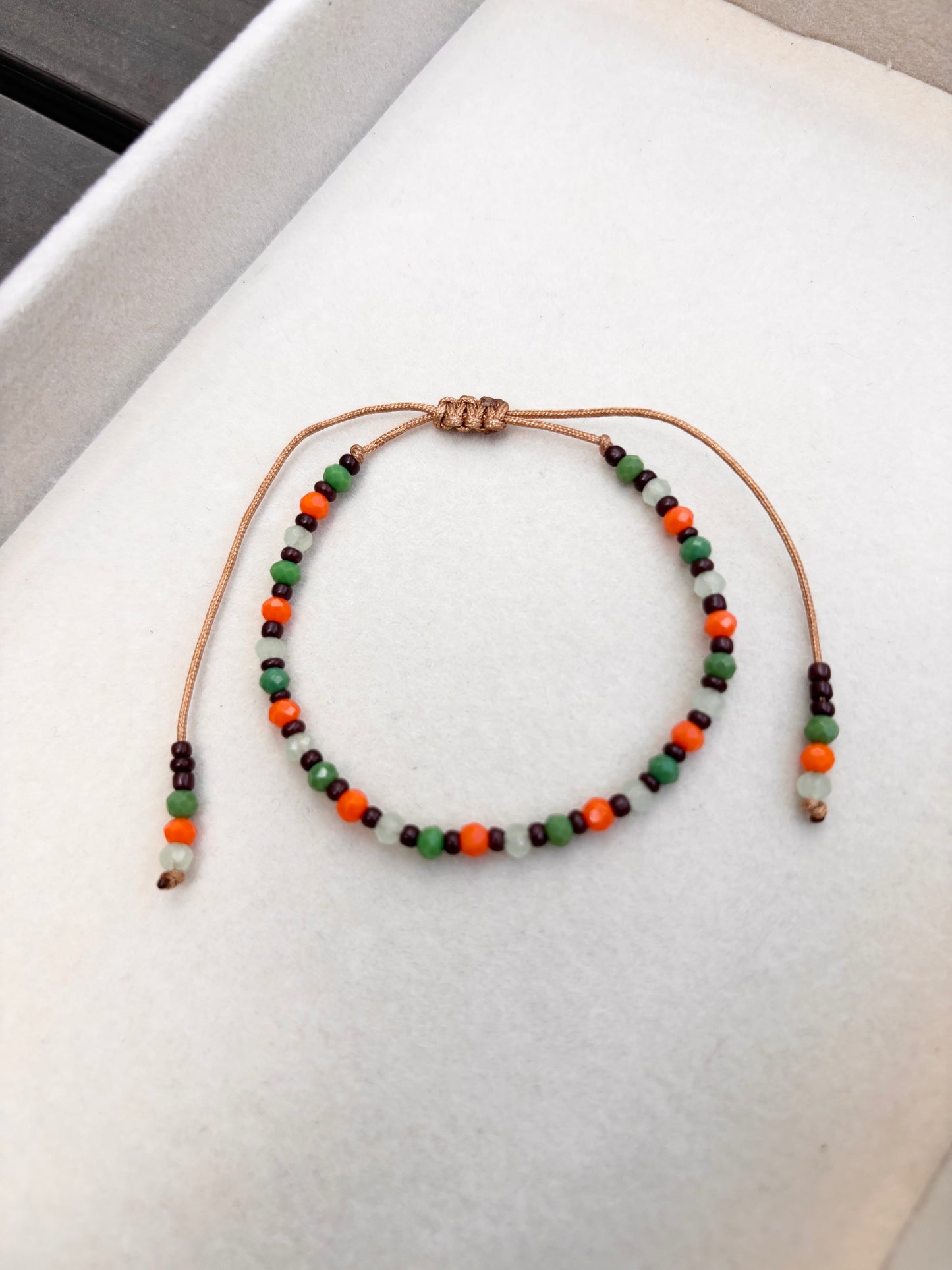 Pulsera tierra tropical