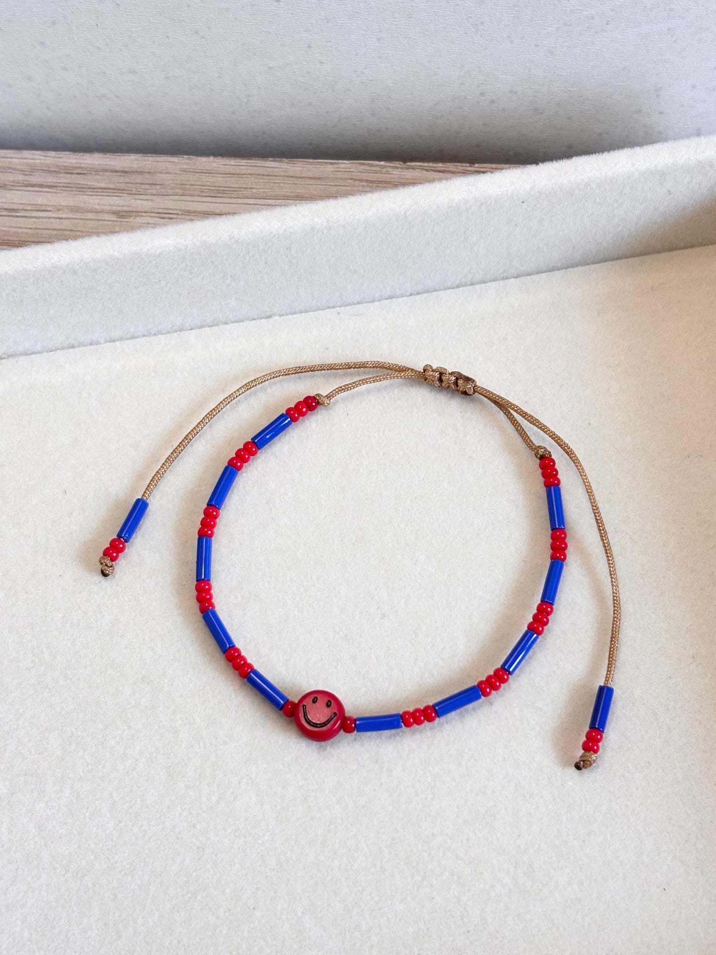 Pulsera carita linda