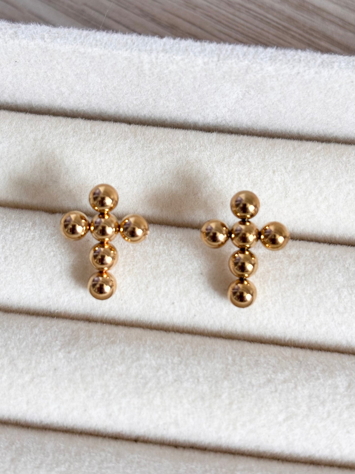 Aretes cruz