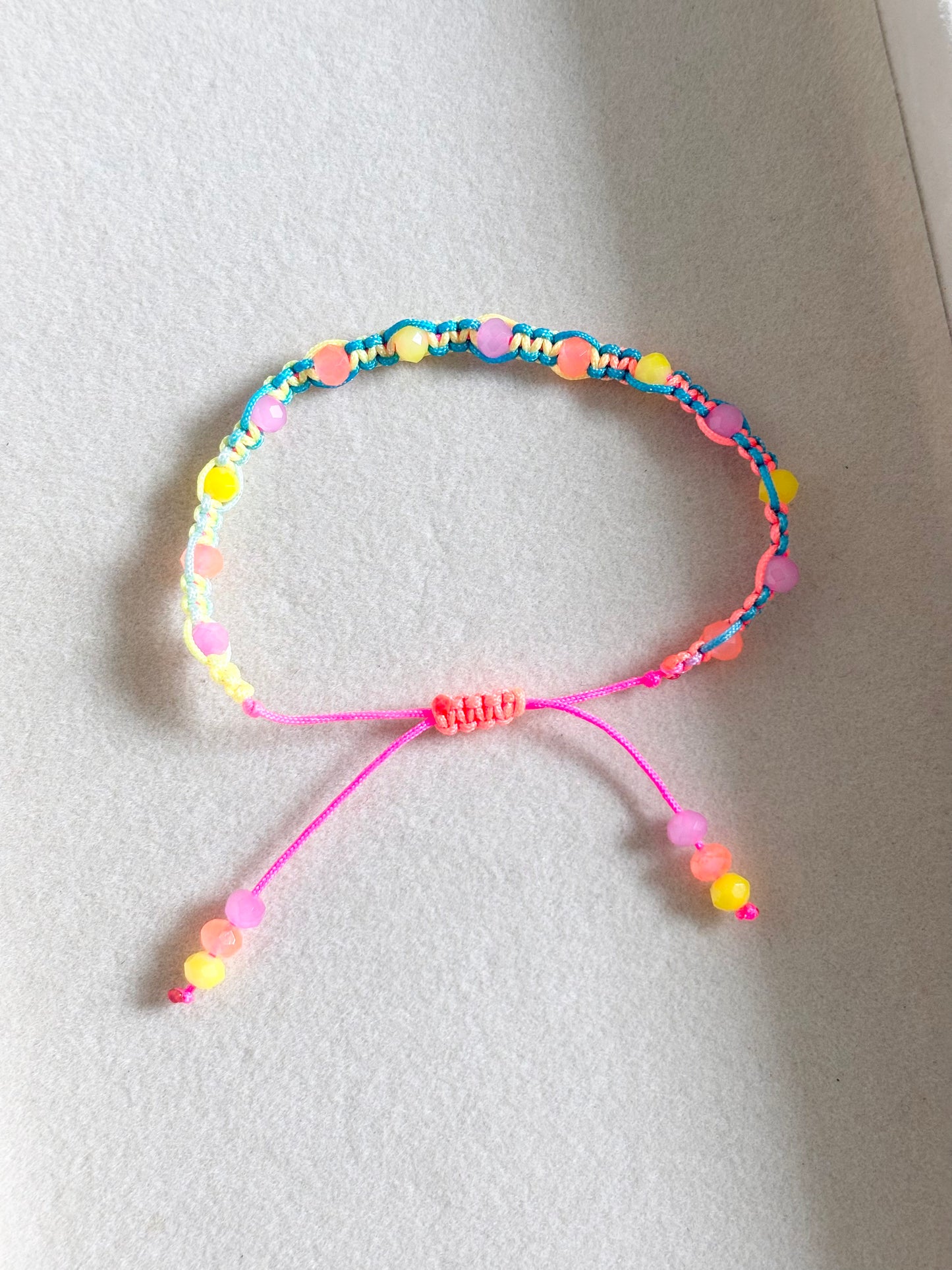 Pulsera colores neón