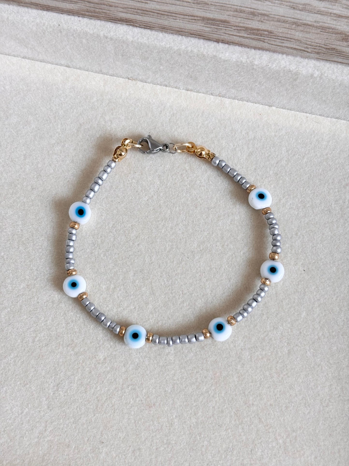 Pulsera plateada ojo turco
