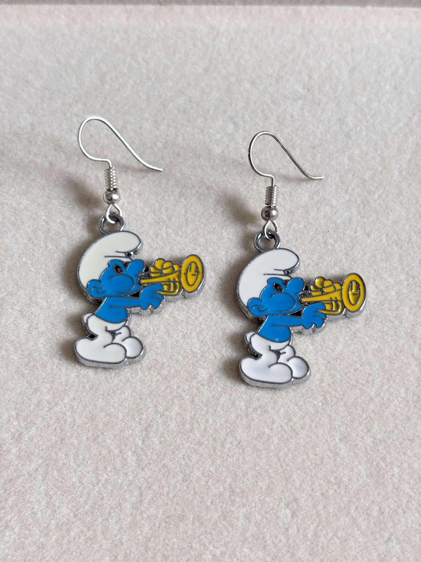 Aretes Pitufo trompeta