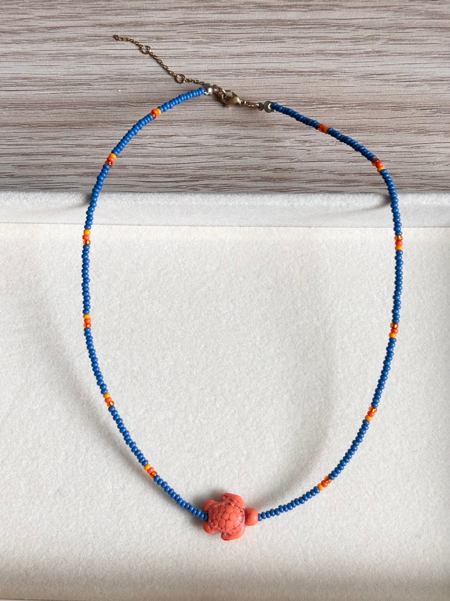 Collar verano azul naranja