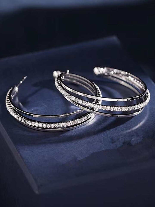Argollas circones plateada