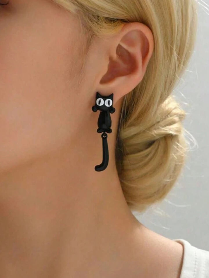 Aretes gato negro