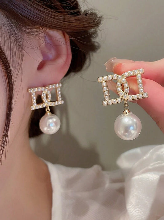 Aretes Dominique