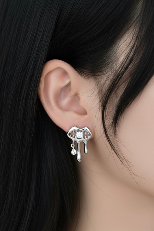 Aretes Lujuria Goteante plateado