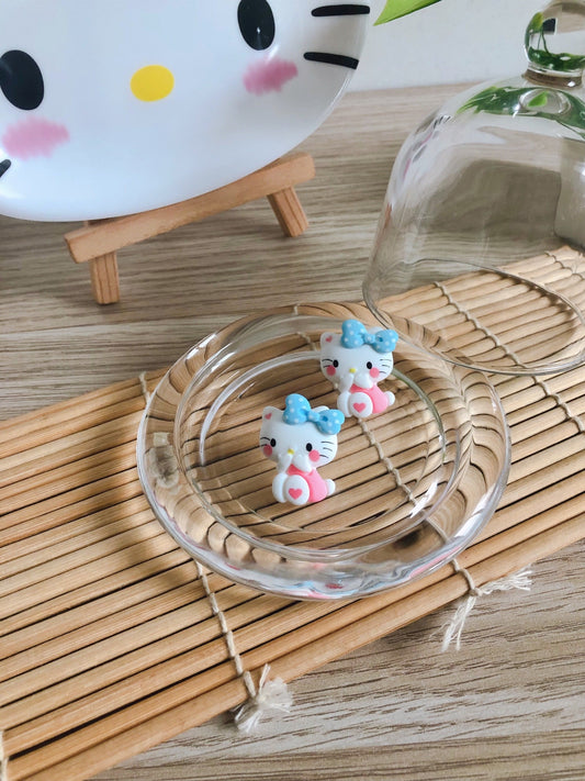 Aretes Hello Kitty rosa